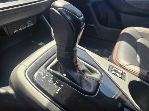 Used 2024 Subaru Crosstrek 2.5i Limited w/ Crosstrek Mirror Package AWD/4WD image 32