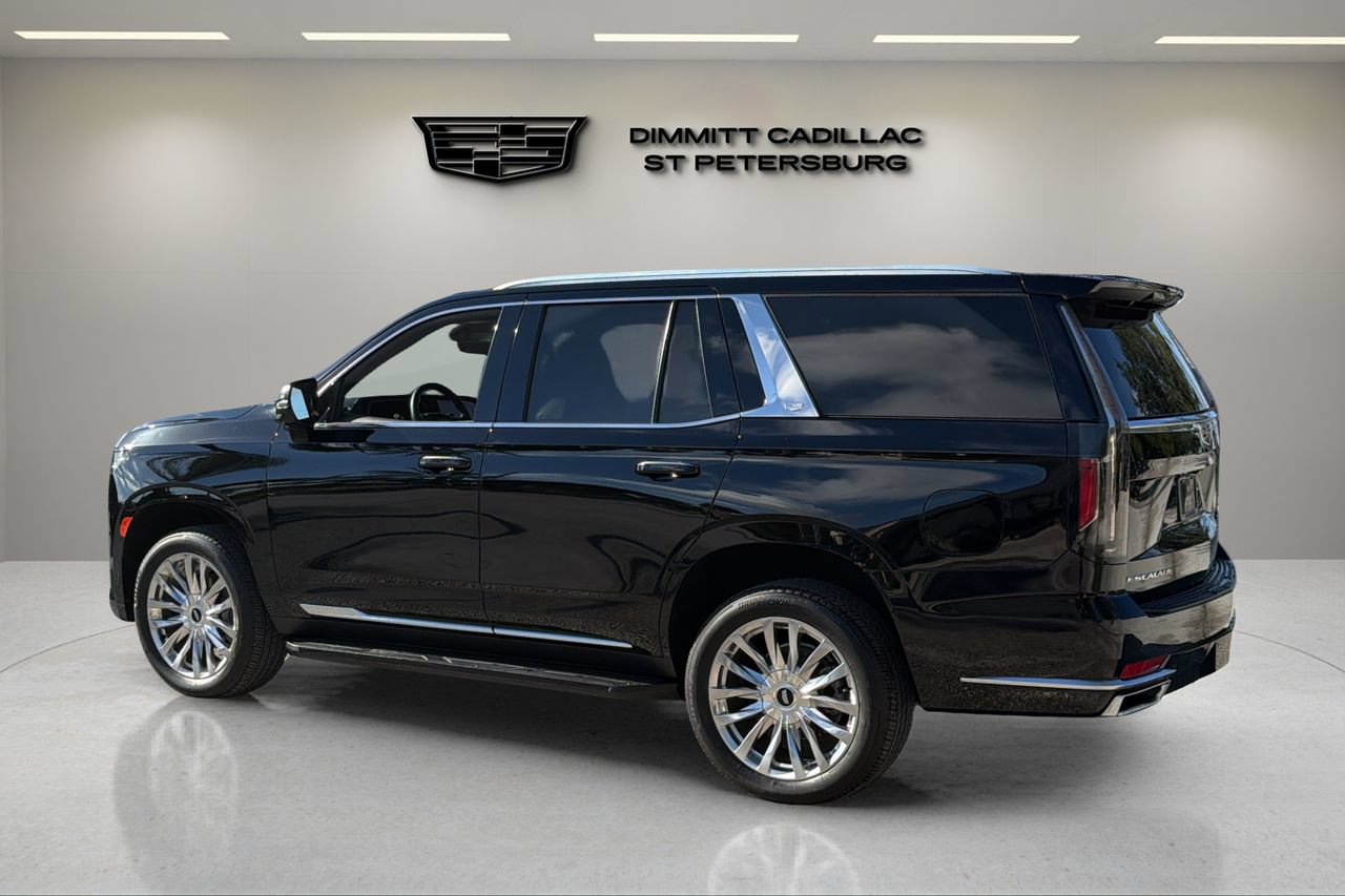 Used 2022 Cadillac Escalade Premium Luxury AWD/4WD image 3