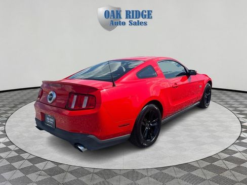 Used 2011 Ford Mustang GT RWD image 5