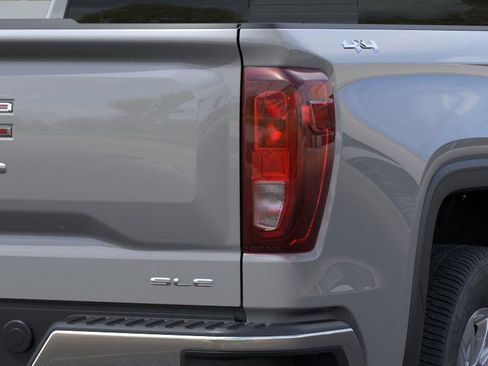 New 2025 GMC Sierra 1500 SLE w/ Preferred Package image 35