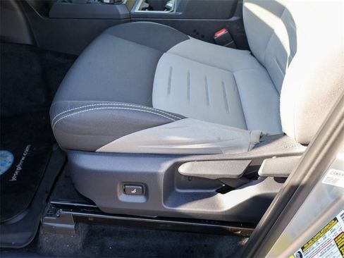 Used 2024 Toyota Tacoma TRD Sport image 13