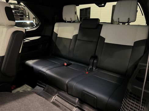 Used 2024 Toyota Sequoia Capstone image 34