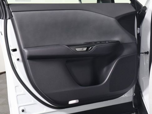 New 2026 Lexus RZ 350e image 7