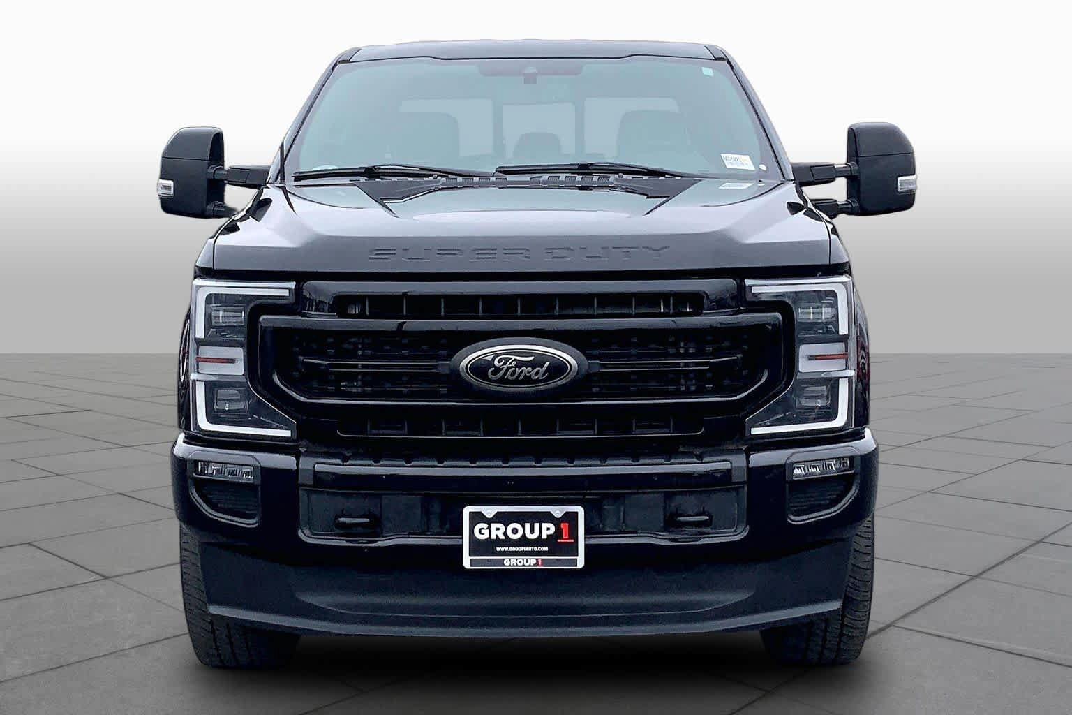 Used 2022 Ford F250 Lariat w/ Black Appearance Package AWD/4WD image 4