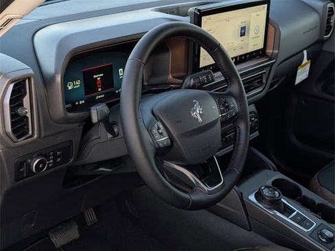 New 2025 Ford Bronco Sport Outer Banks image 11