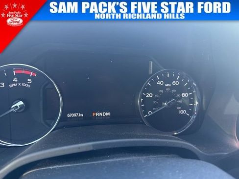 Used 2022 Ford F250 Lariat w/ Black Appearance Package image 10