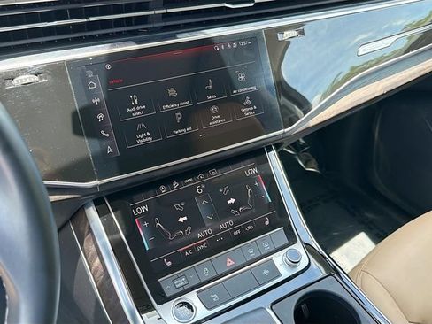 Used 2025 Audi Q7 2.0T Premium w/ Convenience Package AWD/4WD image 29