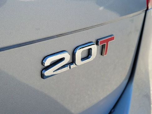 Used 2023 Volkswagen Tiguan SE R-Line FWD image 7