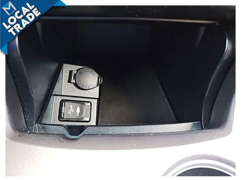 Used 2015 Toyota Camry XSE image 33