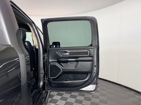 Used 2020 RAM 1500 Laramie w/ Off Road Group AWD/4WD image 26