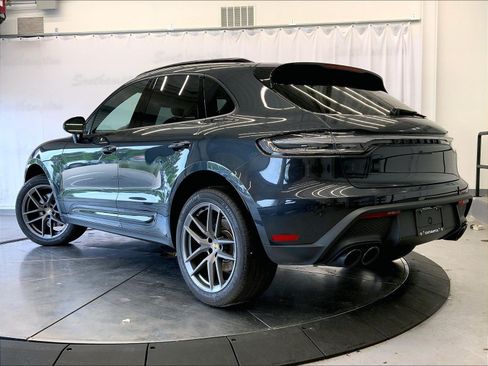 Certified 2024 Porsche Macan AWD/4WD image 3