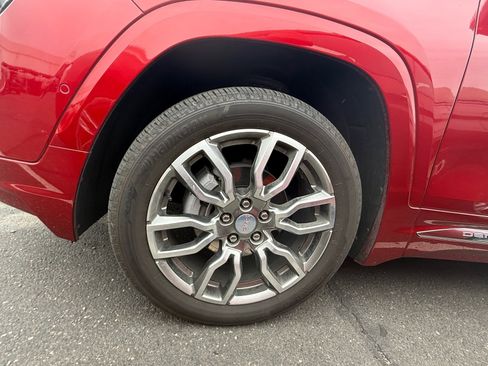 Used 2024 GMC Terrain Denali w/ Denali Premium Package image 5