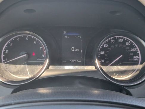 Used 2023 Toyota Camry SE FWD image 9