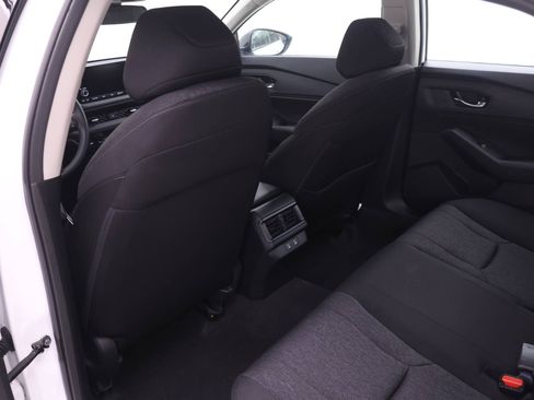 Certified 2025 Honda Accord SE image 11