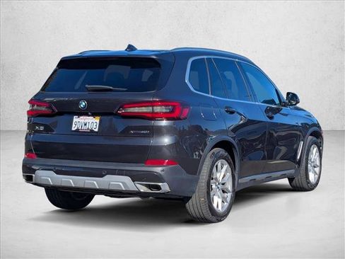 Used 2023 BMW X5 xDrive40i w/ Premium Package image 5