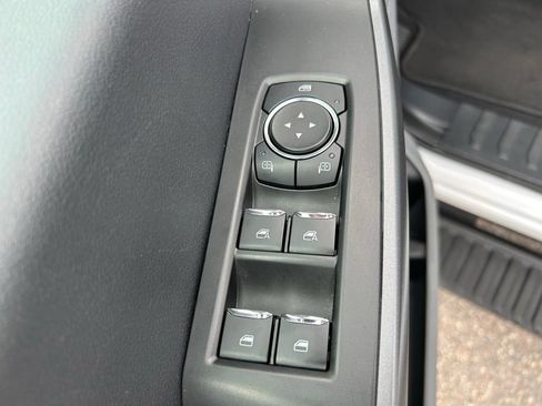 Used 2025 Ford F350 XLT AWD/4WD image 18
