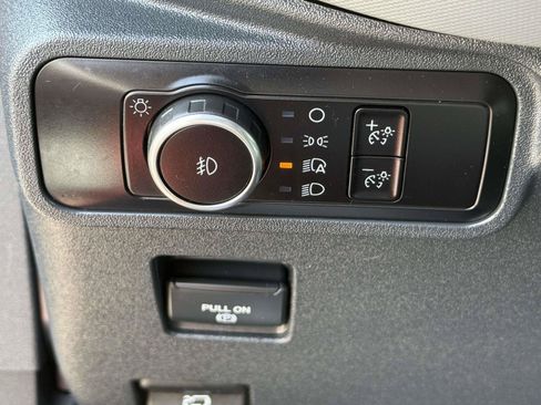 Used 2023 Ford Bronco 4-Door AWD/4WD image 26