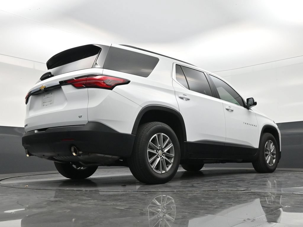 Used 2023 Chevrolet Traverse LT FWD image 24