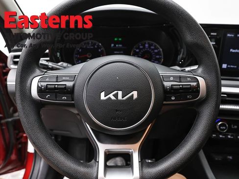 Used 2023 Kia K5 LXS FWD image 10