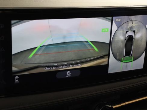 Used 2023 Nissan Ariya FWD image 32