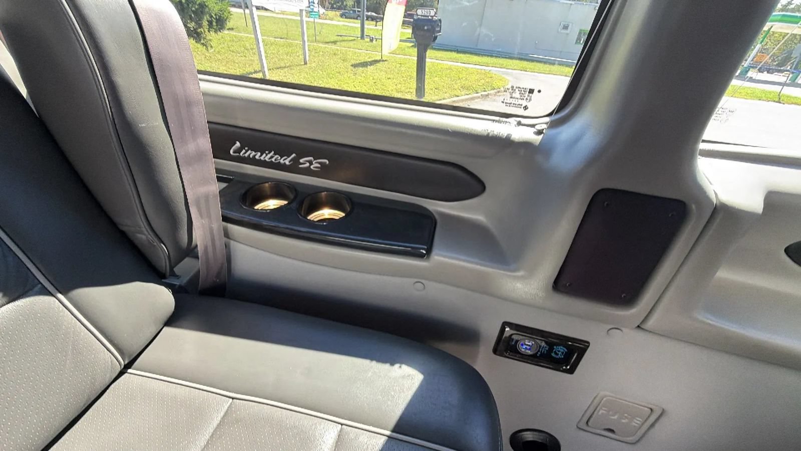 Used 2019 GMC Savana 2500 w/ Enhanced Convenience Package RWD image 91