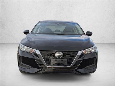Used 2022 Nissan Sentra SV image 2
