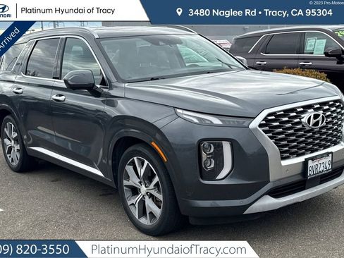 Used 2021 Hyundai Palisade Limited image 1