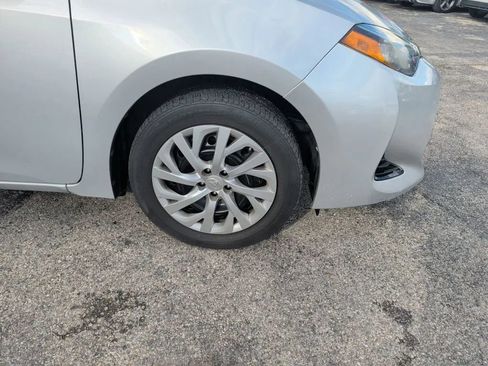 Used 2017 Toyota Corolla L FWD image 12