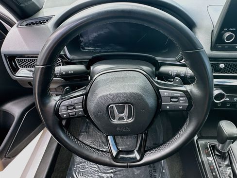 Used 2025 Honda Civic Sport image 17