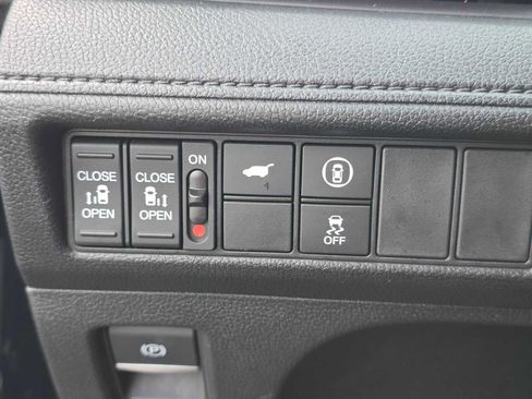 Used 2023 Honda Odyssey EX-L image 29