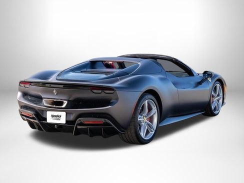 Used 2023 Ferrari 296 GTS RWD image 9
