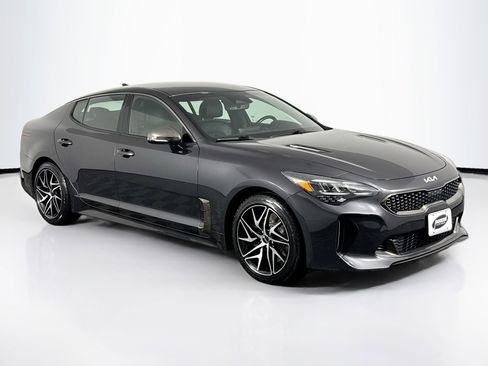 Used 2022 Kia Stinger GT-Line image 2