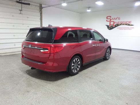 Used 2024 Honda Odyssey EX-L image 4