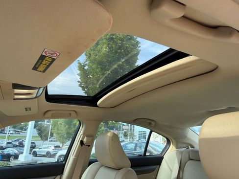 Used 2012 Acura TL w/ Technology Package FWD image 23