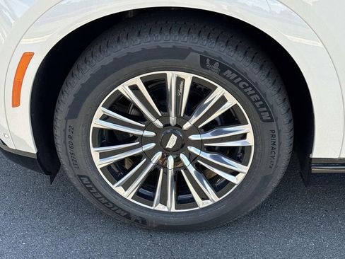 New 2026 Cadillac Escalade IQL Luxury w/ LPO, Floor Liner Package AWD/4WD image 7