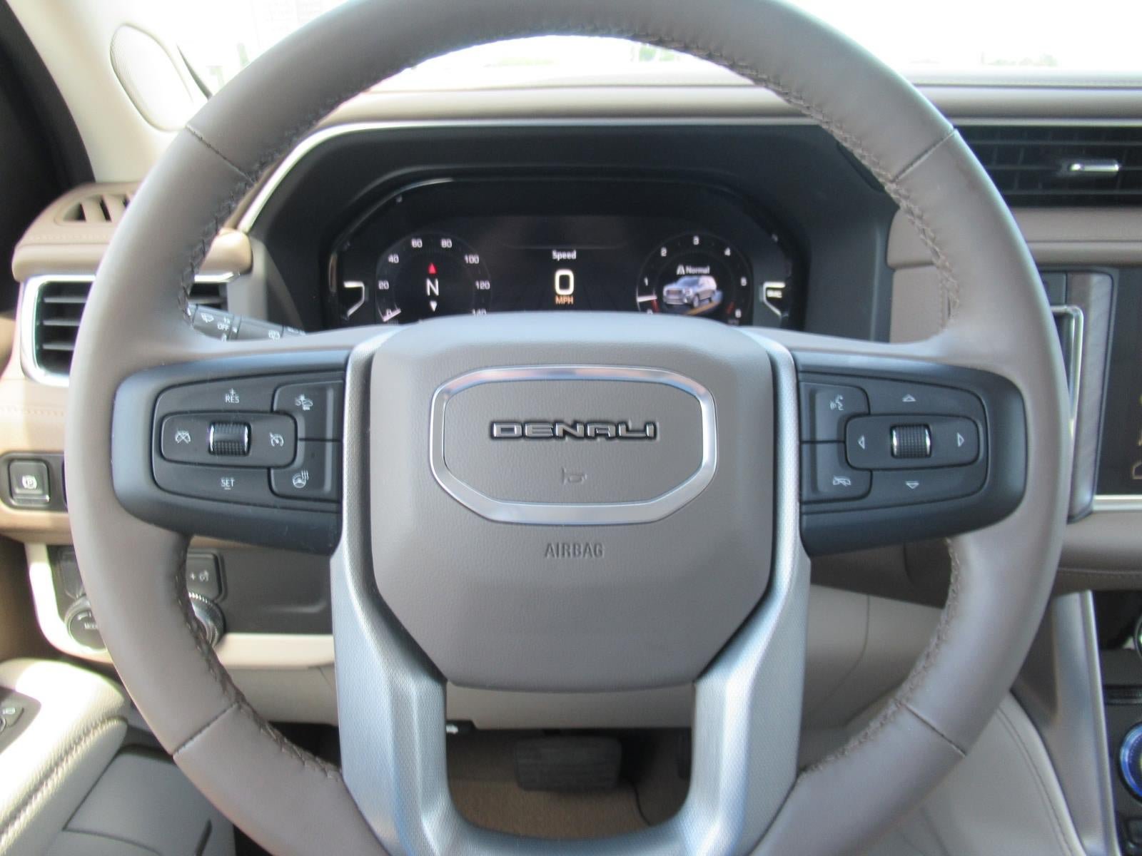 Used 2024 GMC Yukon XL Denali RWD image 26