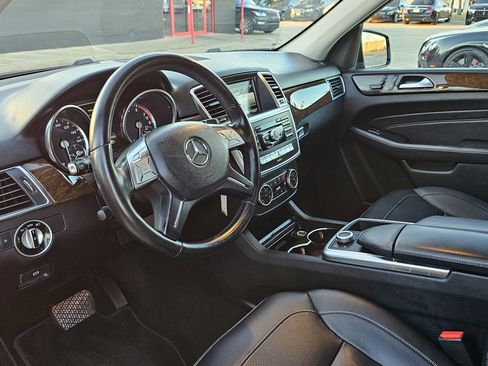 Used 2013 Mercedes-Benz ML 350 4MATIC w/ Premium 1 Pkg image 24