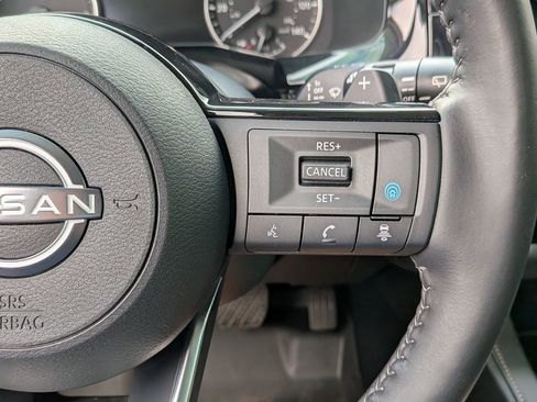 Certified 2024 Nissan Pathfinder SL FWD image 20