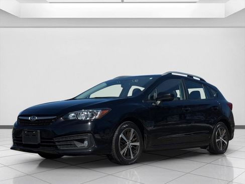 Used 2022 Subaru Impreza 2.0i Premium image 10
