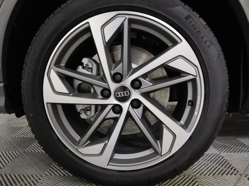 New 2025 Audi Q3 2.0T Premium image 31