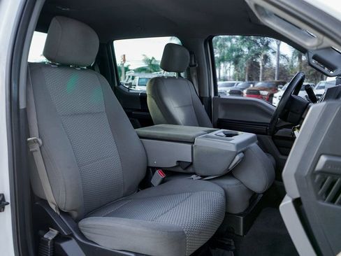 Used 2017 Ford F250 XLT w/ XLT Value Package image 36