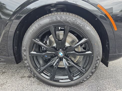 New 2027 BMW X7 xDrive40i w/ Executive Package AWD/4WD image 9