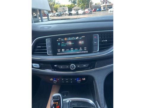 Used 2018 Buick Enclave Essence w/ Trailering Package AWD/4WD image 14