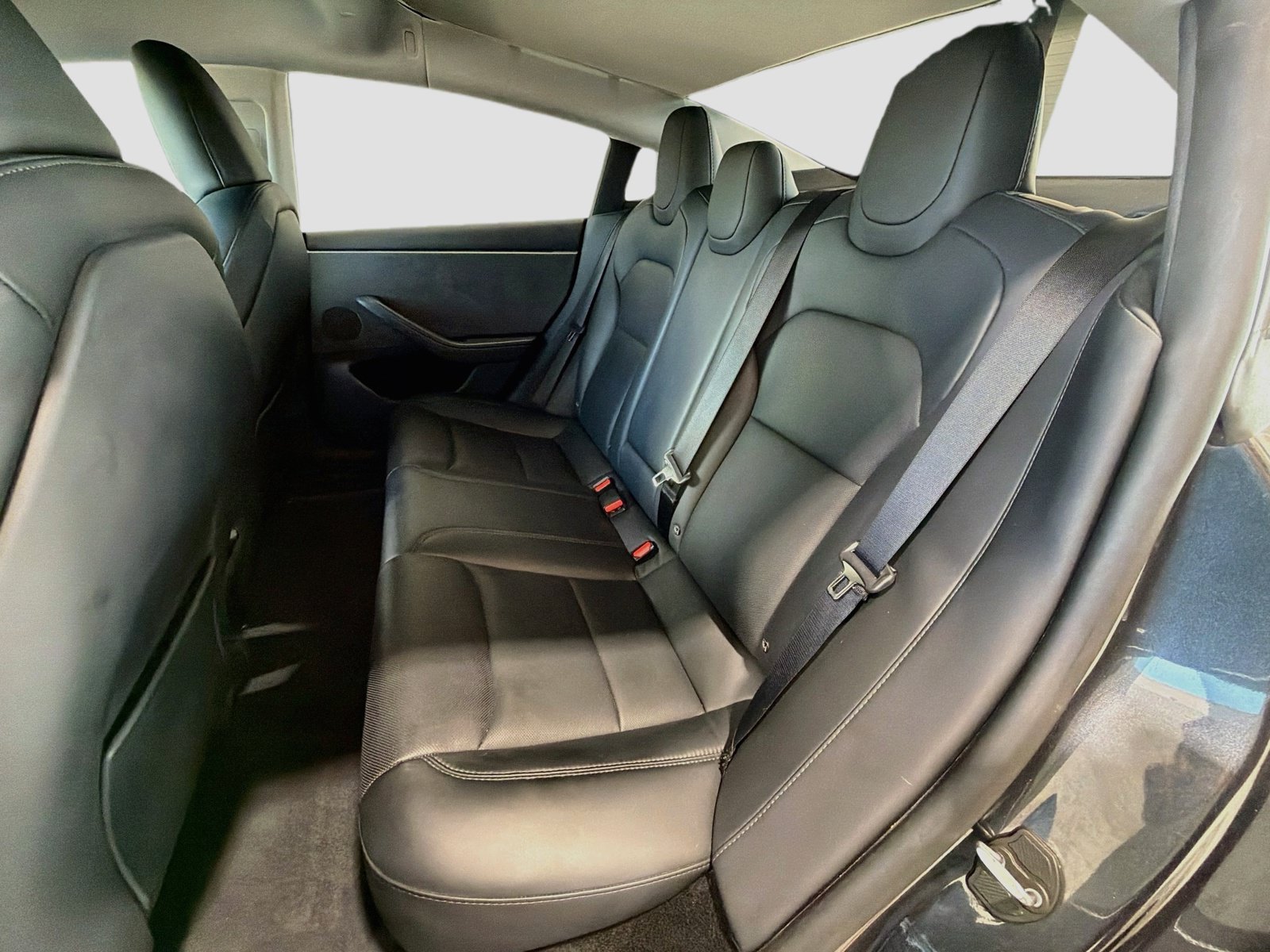 Used 2025 Tesla Model 3 RWD image 16