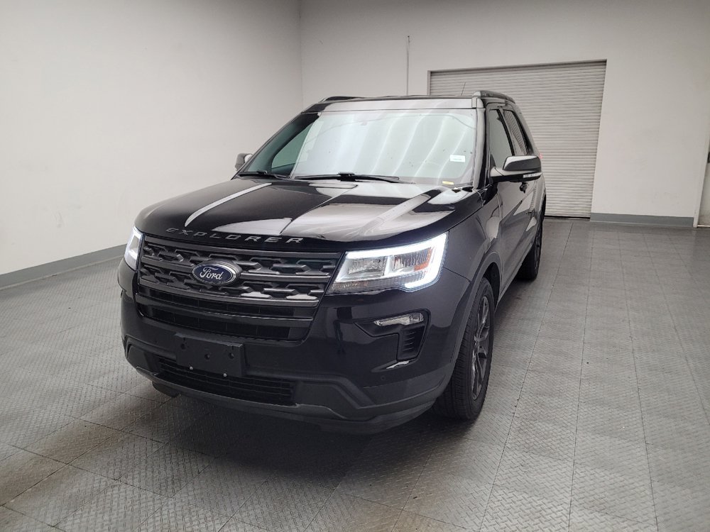 Used 2018 Ford Explorer XLT w/ Equipment Group 202A FWD image 15