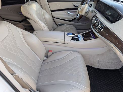 Certified 2018 Mercedes-Benz S 560 4MATIC Sedan image 12