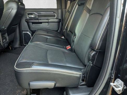 Used 2021 RAM 2500 Laramie w/ Night Edition image 12