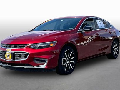 Used 2018 Chevrolet Malibu LT w/ Leather Package