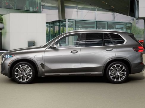 New 2026 BMW X5 xDrive50e image 29