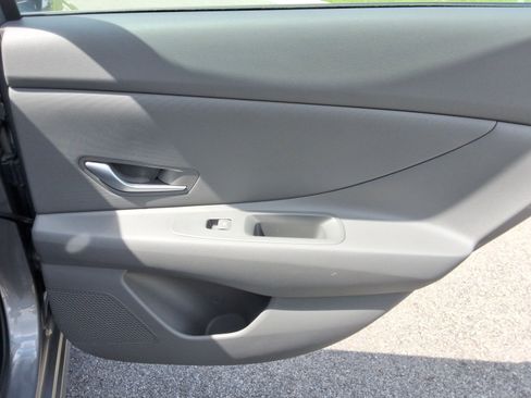 Used 2024 Hyundai Elantra SEL FWD image 24